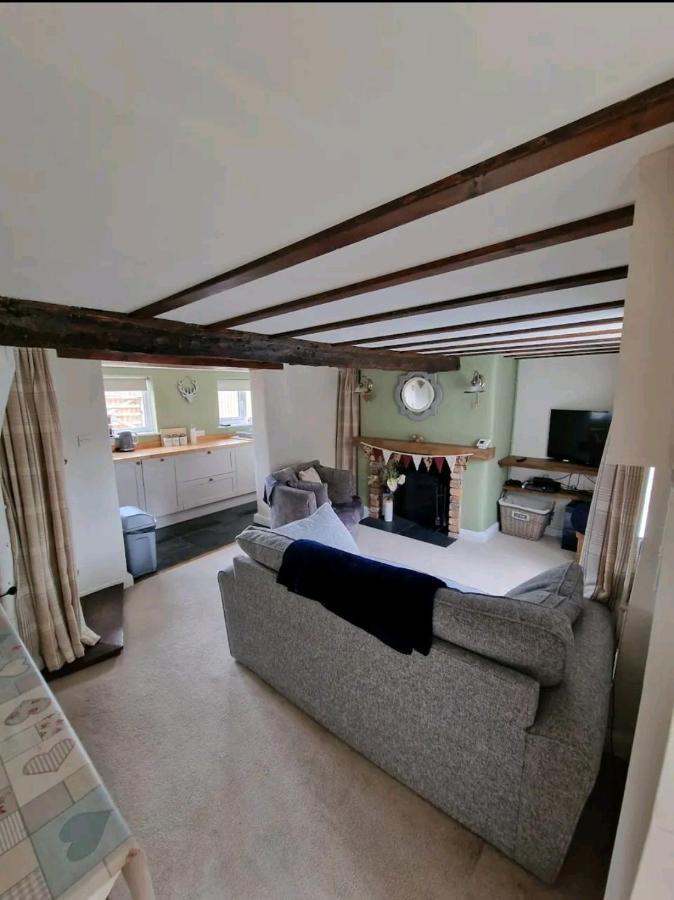 Daisy Cottage Warminster Bagian luar foto