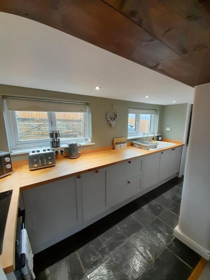 Daisy Cottage Warminster Bagian luar foto